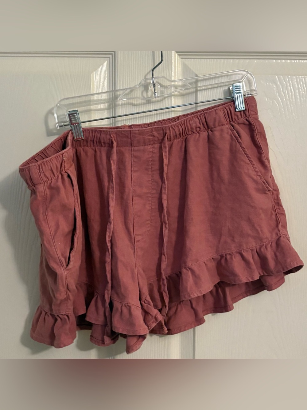 American Eagle Ruffle Shorts